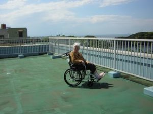 リフレ油壺　屋上散歩