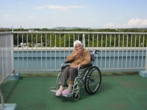 リフレ油壺　屋上散歩