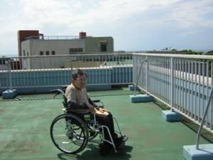 リフレ油壺　屋上散歩